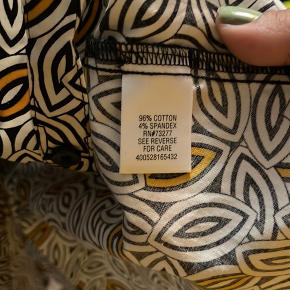 Button down blouse - Picture 6 of 6